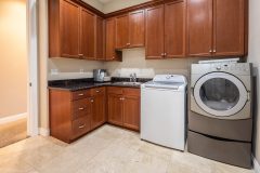 810-Gypsum-Ct-Boulder-City-NV-print-032-046-Laundry001-3600x2400-300dpi